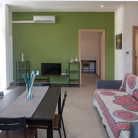 Marina Di Piazzadarmi *