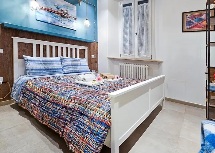 Marina Di Piazzadarmi * Ancona