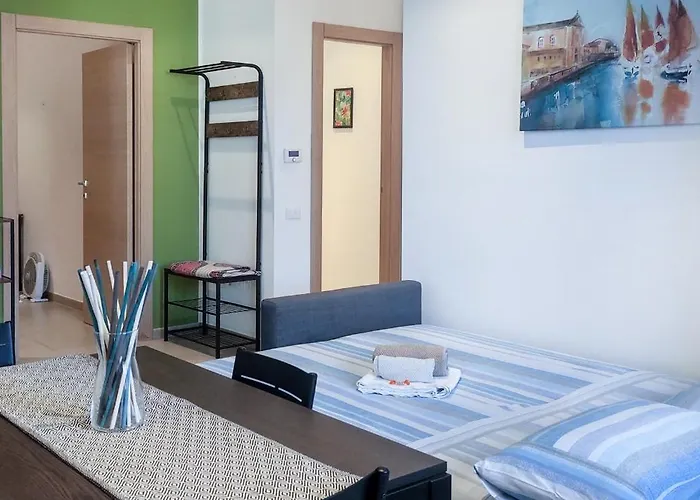 Marina Di Piazzadarmi