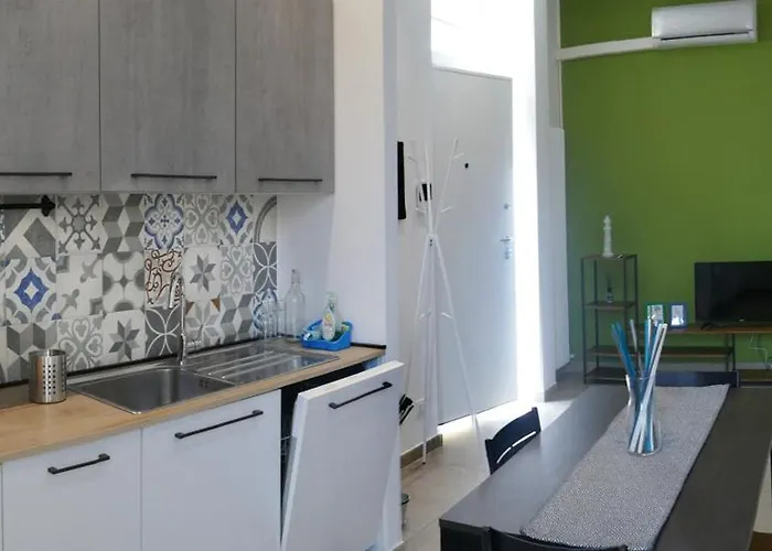 Marina Di Piazzadarmi *