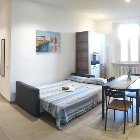 Marina Di Piazzadarmi *