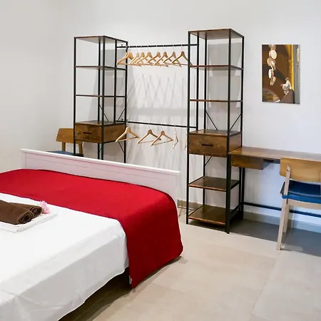 Marina Di Piazzadarmi Vakantiehuis *