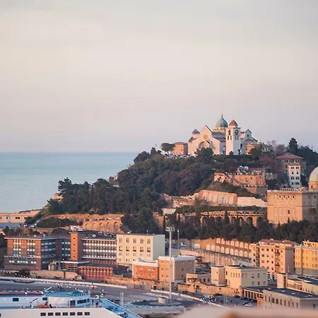 Marina Di Piazzadarmi Ancona